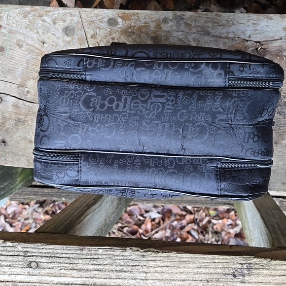 CABOODLES Black Embossed Ladies Cosmetic Bag. Like New! - Picture 12 of 16